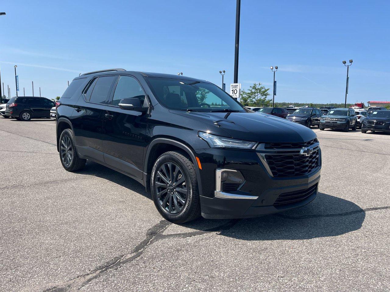 2023 Chevrolet Traverse AWD 4dr RS Photo3