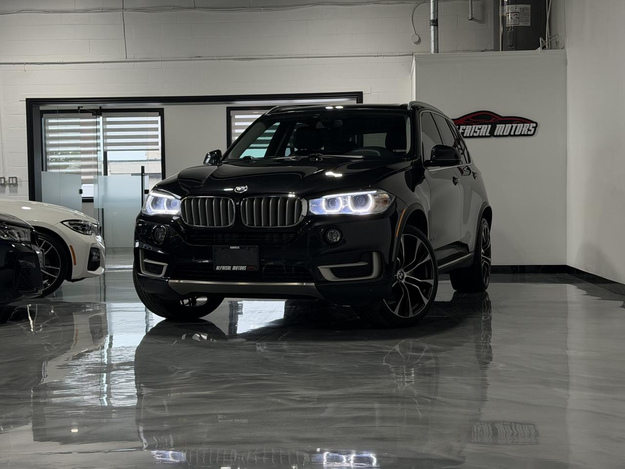 Used 2016 BMW X5 xDrive35i M-Sport, Navi, Backup, Sunroof for sale in Oakville, ON