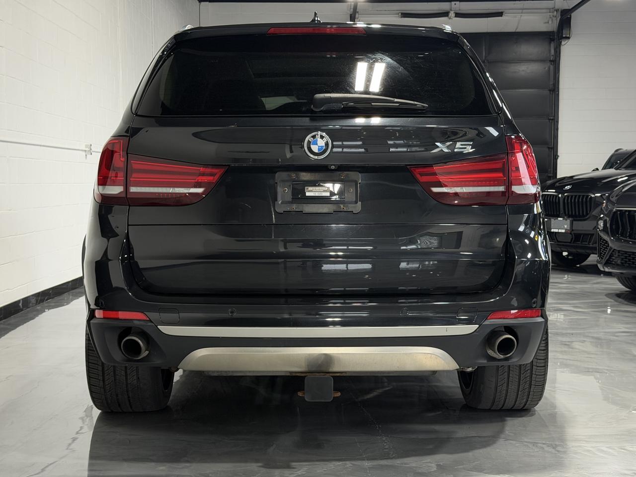 2016 BMW X5 xDrive35i Navi, Backup, Sunroof Photo3