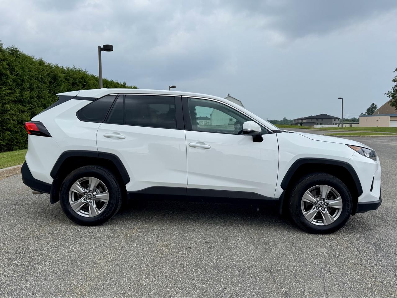 2023 Toyota RAV4 LE  -AWD. Certified Photo