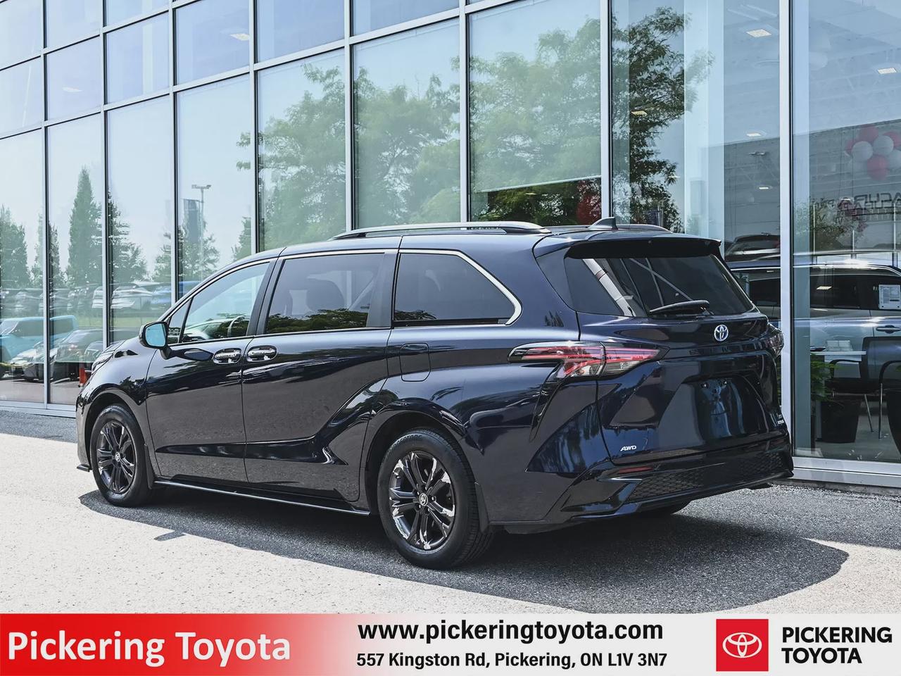 2024 Toyota Sienna XSE Photo