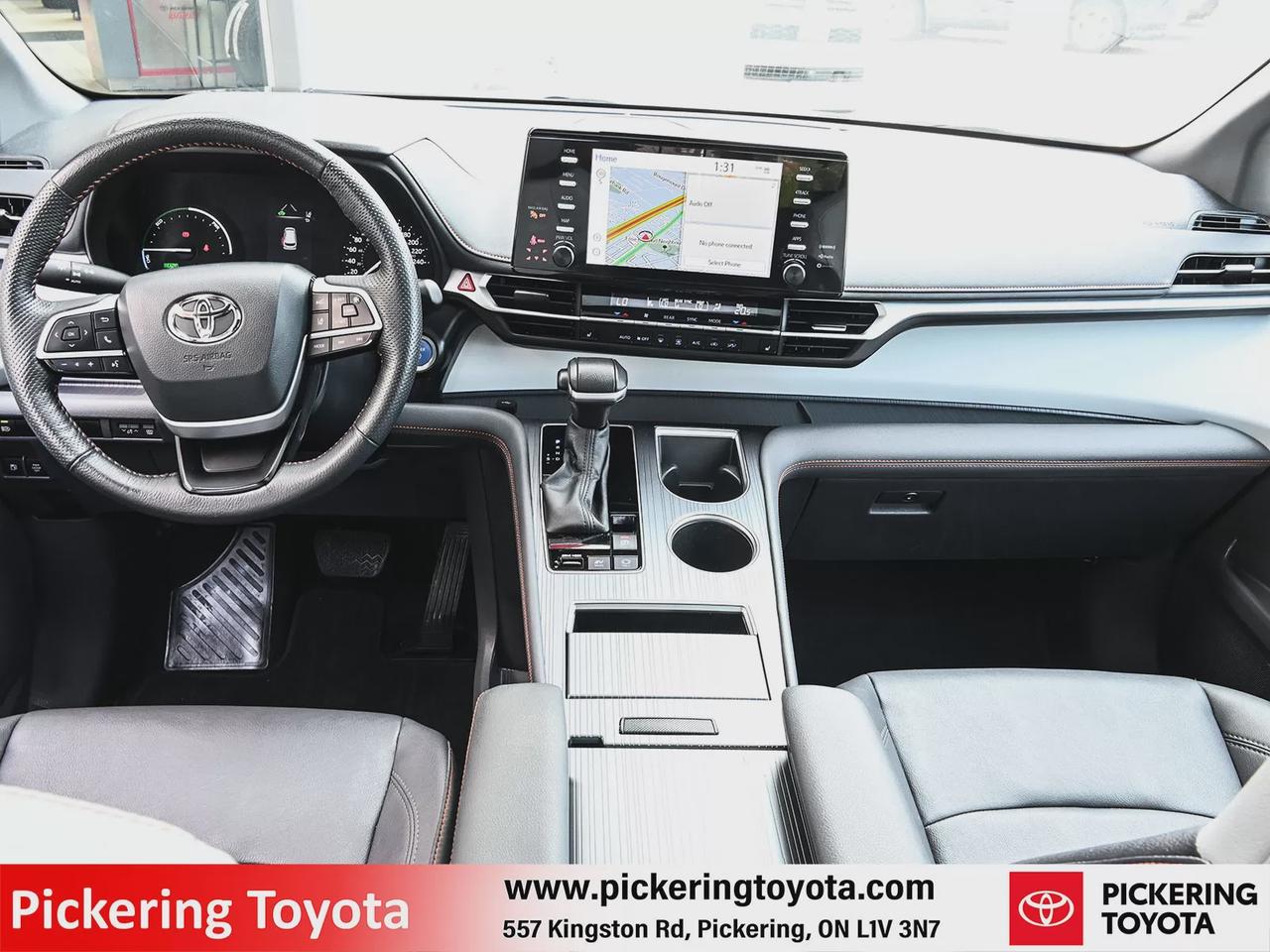 2024 Toyota Sienna XSE Photo