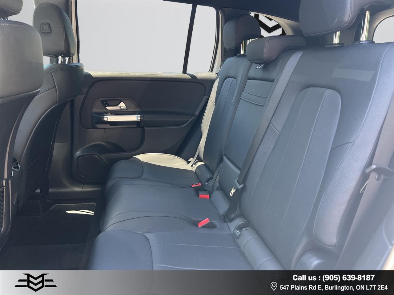 2022 Mercedes-Benz G-Class GLB 250 4MATIC - MOONROOF - AWD - LEATHER !!! Photo