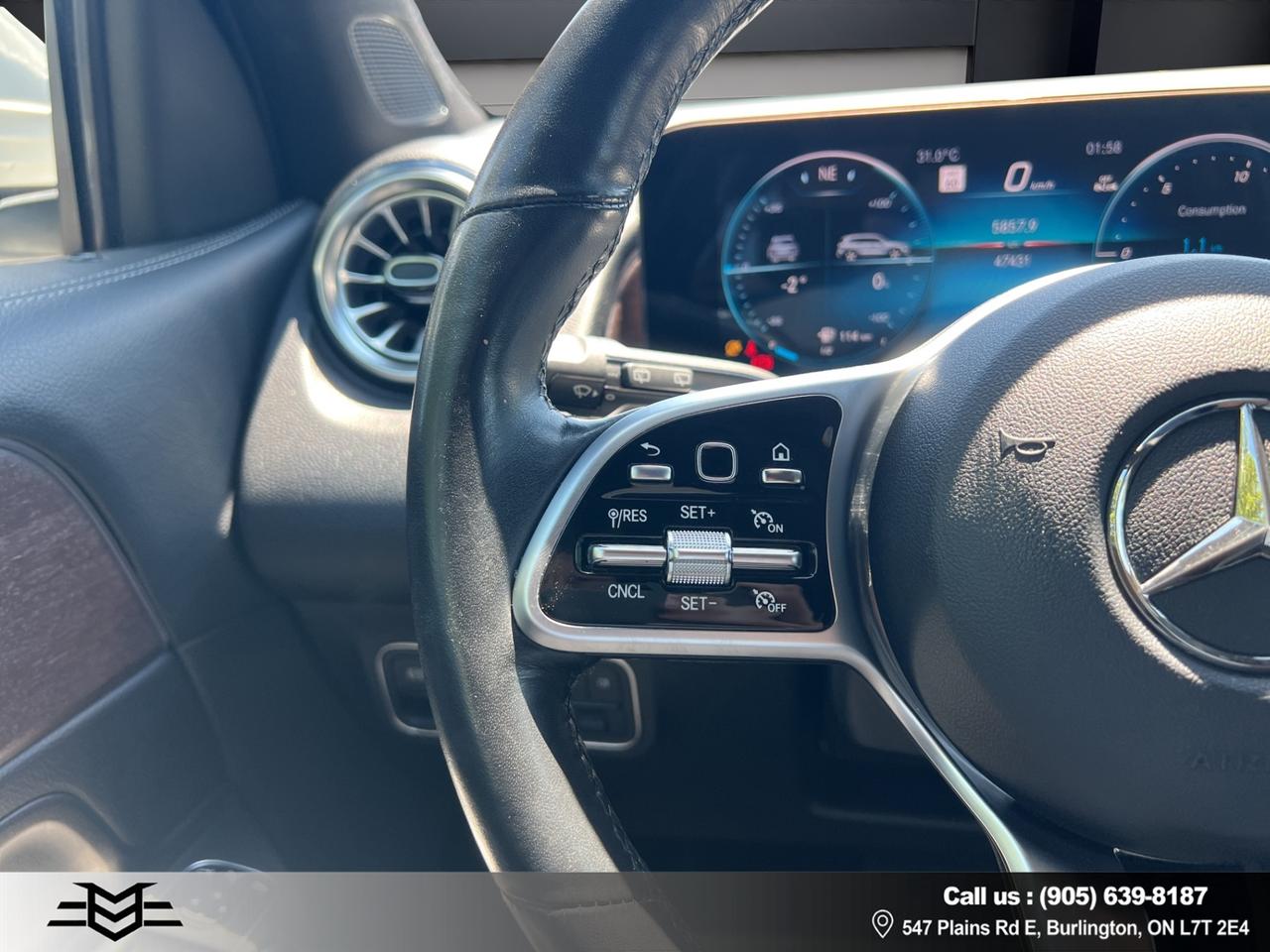 2022 Mercedes-Benz G-Class GLB 250 4MATIC - MOONROOF - AWD - LEATHER !!! Photo