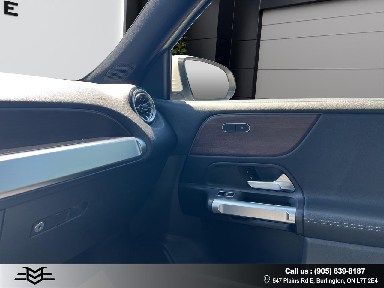 2022 Mercedes-Benz G-Class GLB 250 4MATIC - MOONROOF - AWD - LEATHER !!! Photo