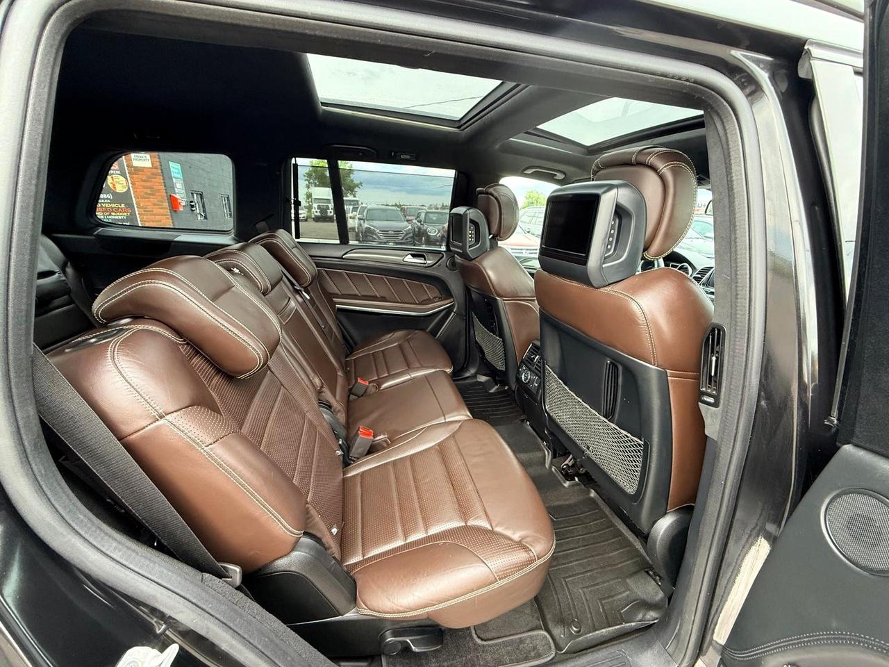 2017 Mercedes-Benz GLS AMG GLS 63 4MATIC Photo