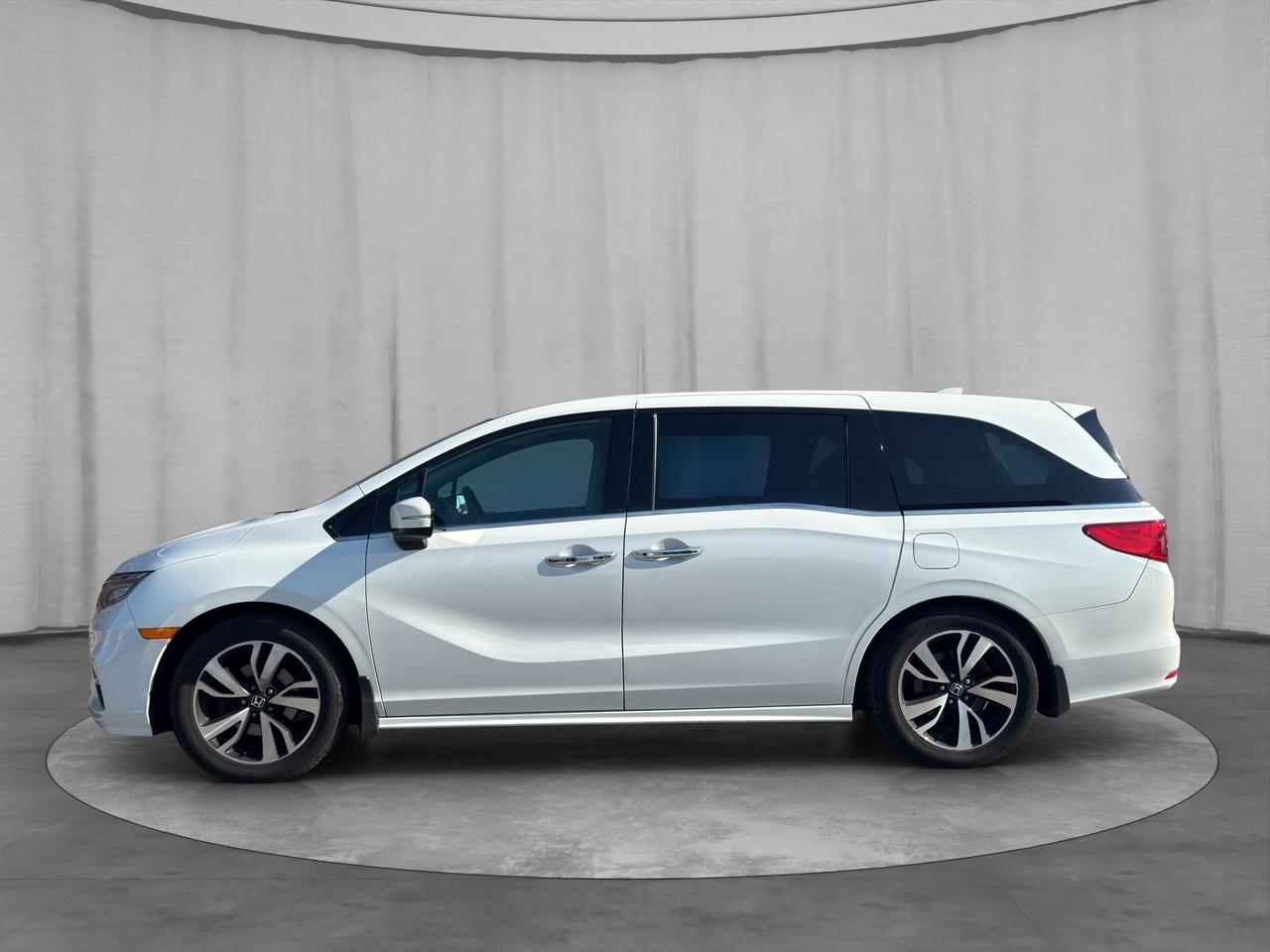 2020 Honda Odyssey Touring Auto Photo