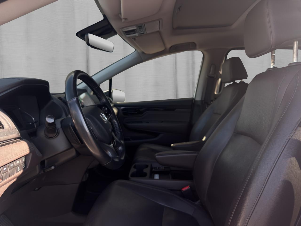 2020 Honda Odyssey Touring Auto Photo