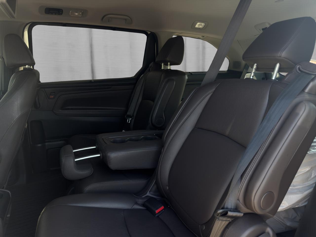 2020 Honda Odyssey Touring Auto Photo