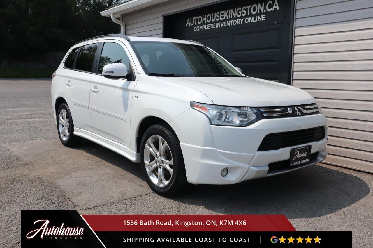 2014 Mitsubishi Outlander GT 3RD ROW - LEATHER - SUNROOF Photo