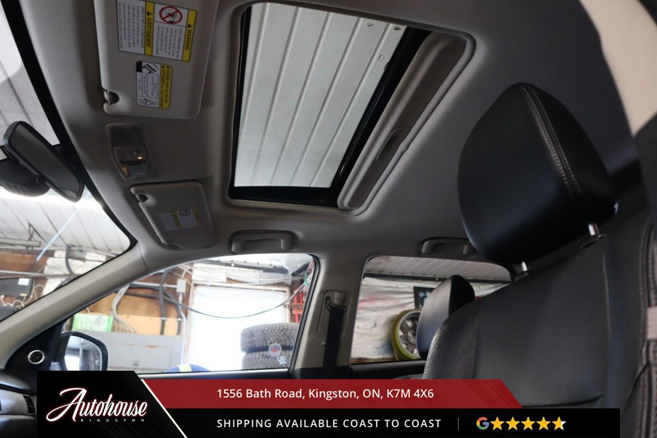 2014 Mitsubishi Outlander GT 3RD ROW - LEATHER - SUNROOF Photo