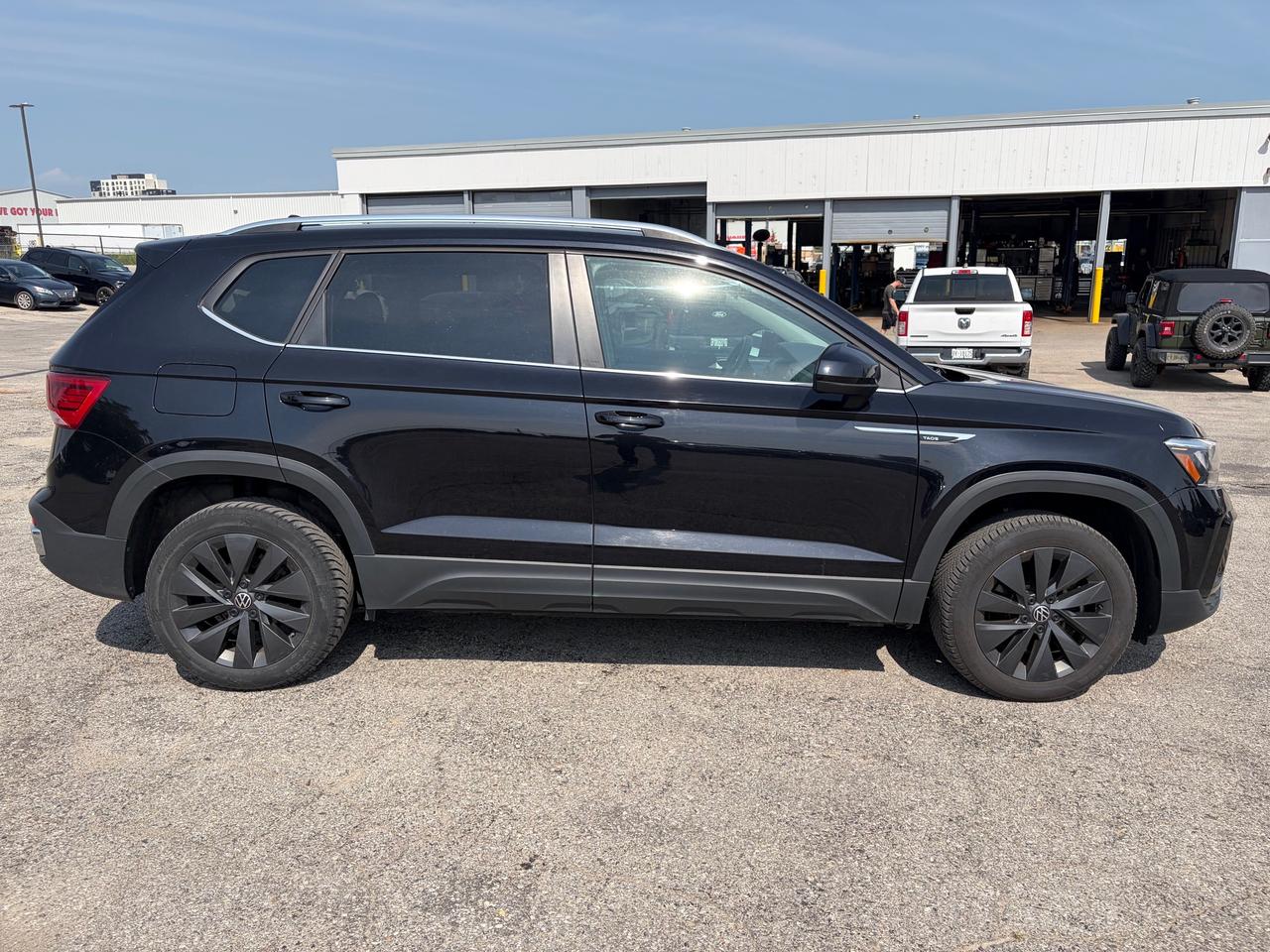 2024 Volkswagen Taos Comfortline Photo