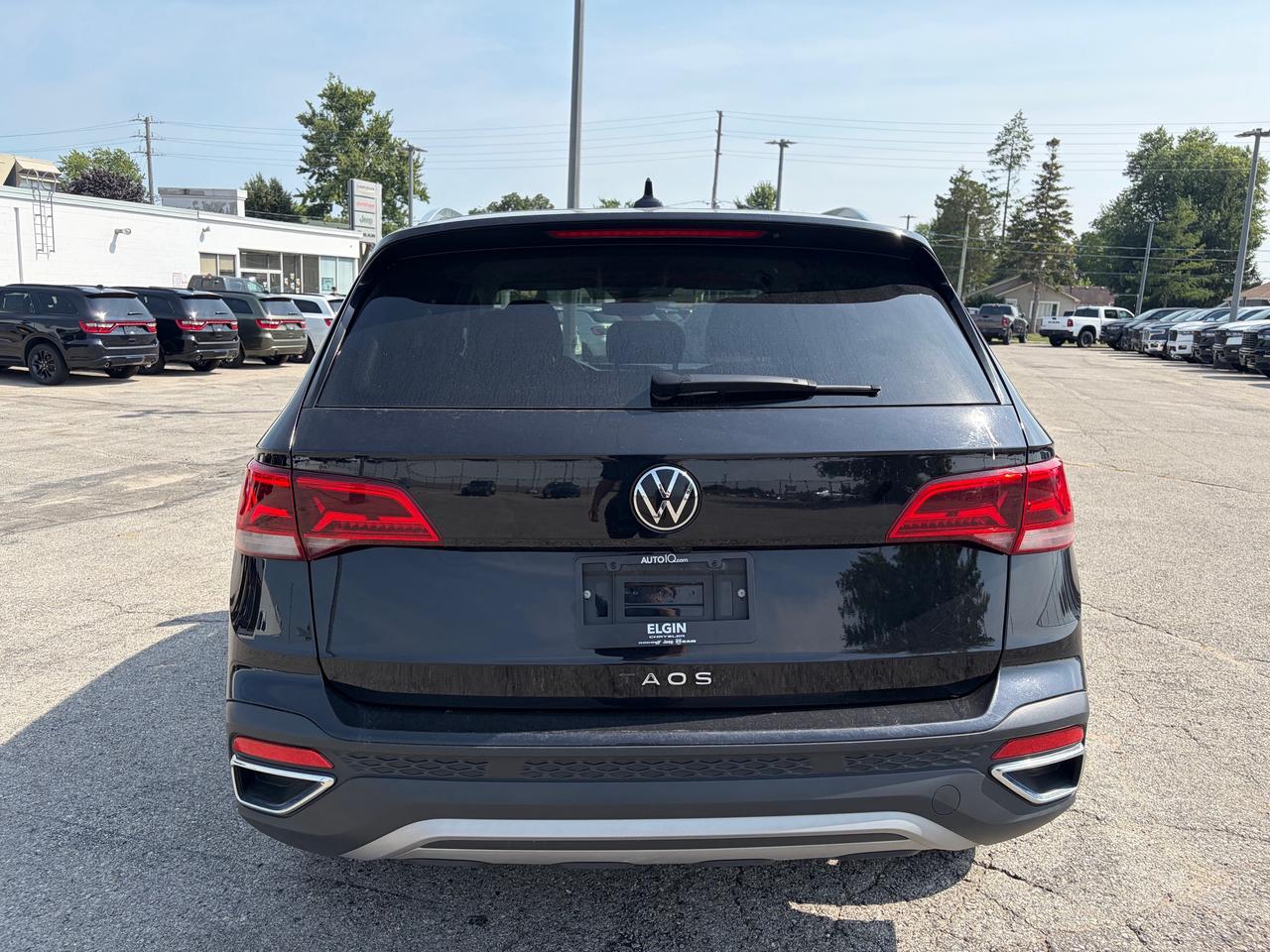 2024 Volkswagen Taos Comfortline Photo