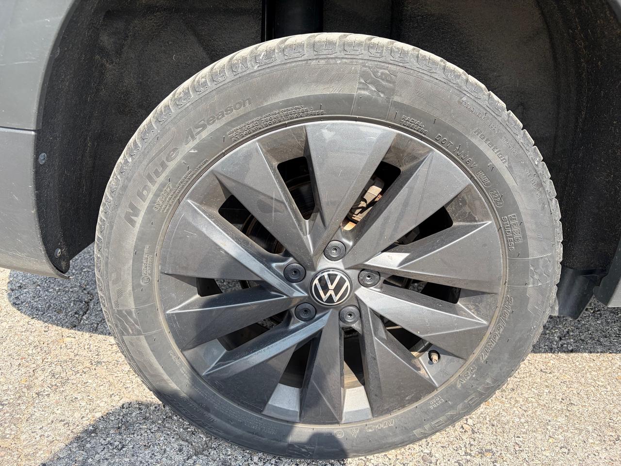 2024 Volkswagen Taos Comfortline Photo