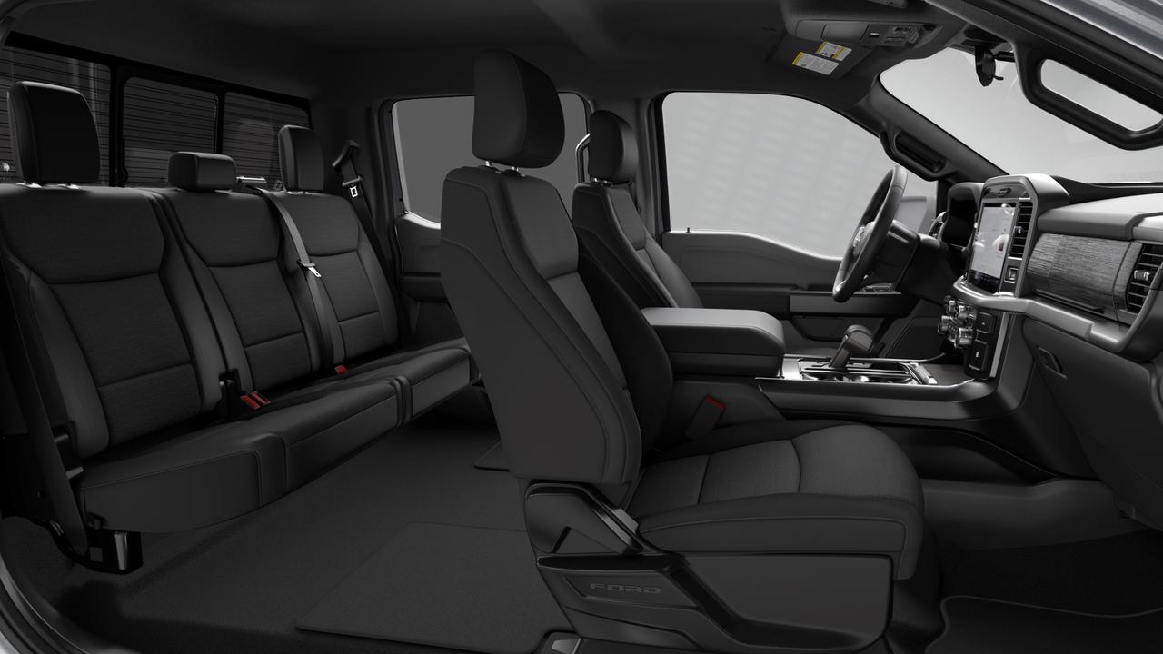 2026 Ford F-150 XLT Photo5