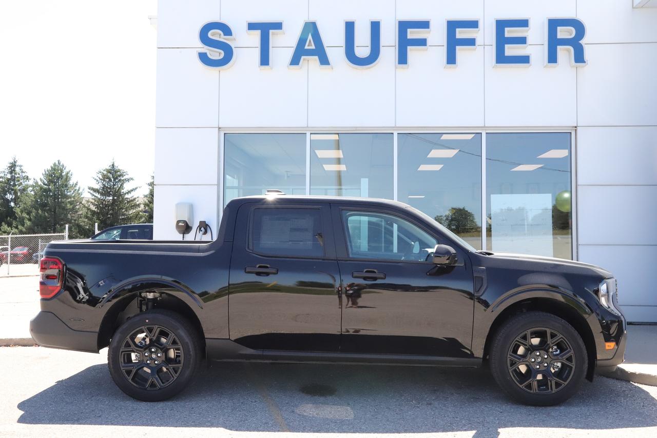 2026 Ford Maverick XLT AWD SuperCrew Photo2