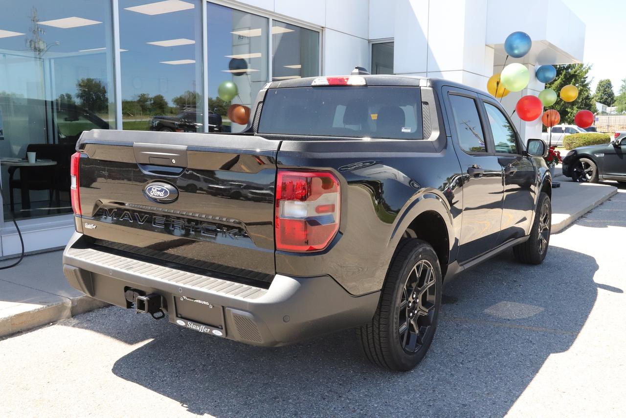 2026 Ford Maverick XLT AWD SuperCrew Photo3