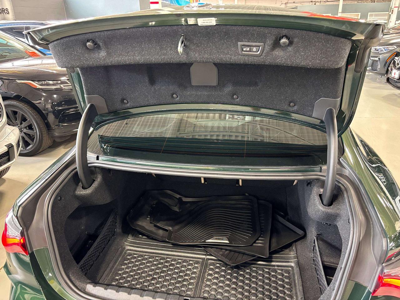 2023 BMW 4 Series xDrive|MPACKAGE|CLUSTERNAV|CREAMSEATS|HARMANKARDON Photo