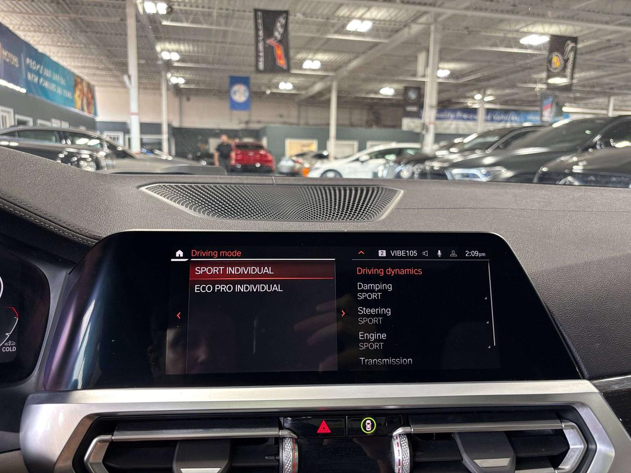 2023 BMW 4 Series xDrive|MPACKAGE|CLUSTERNAV|CREAMSEATS|HARMANKARDON Photo