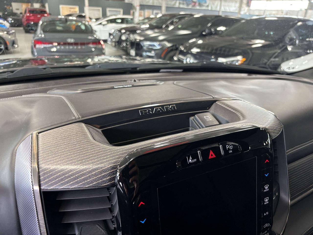 2020 RAM 1500 Limited|V8HEMI|4X4|NAV|HARMANKARDON|LEATHER|AIRSUS Photo