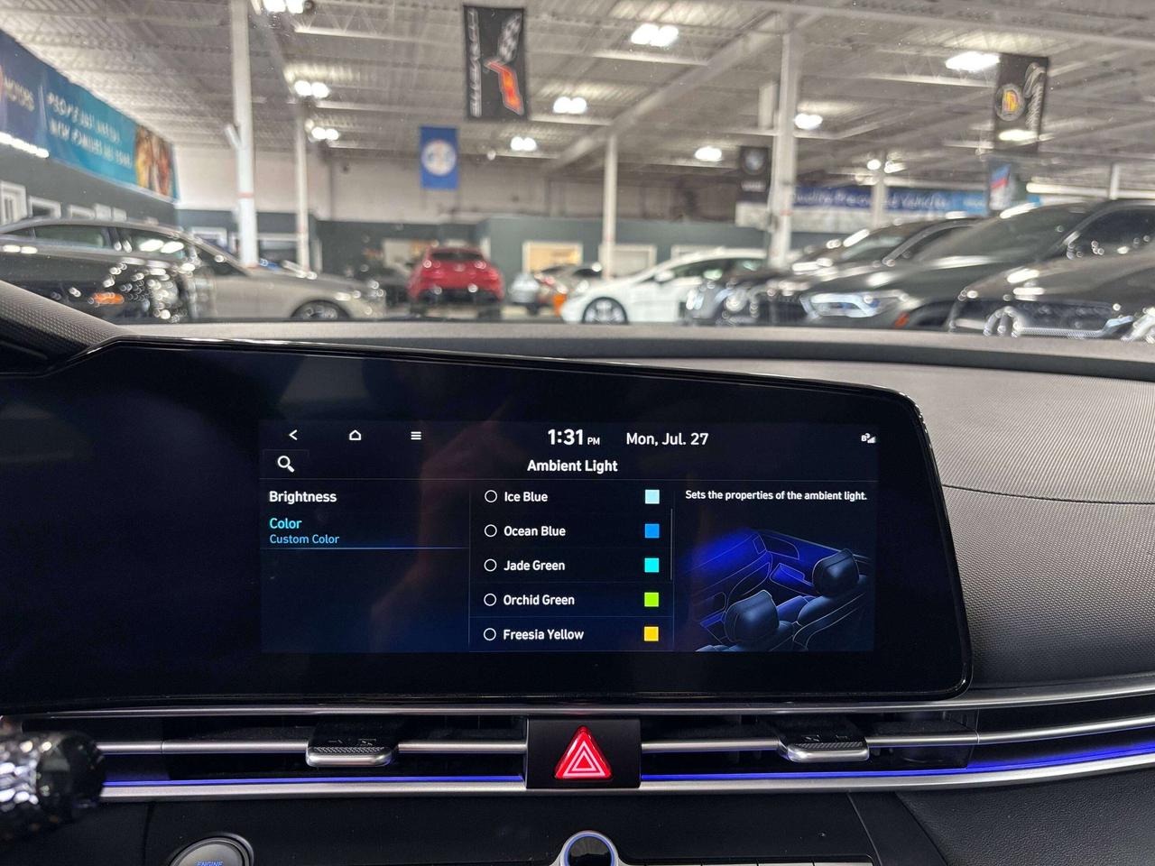 2024 Hyundai Elantra Preferred|NAV|SUNROOF|ALLOYS|AMBIENT|HEATEDSEATS|+ Photo