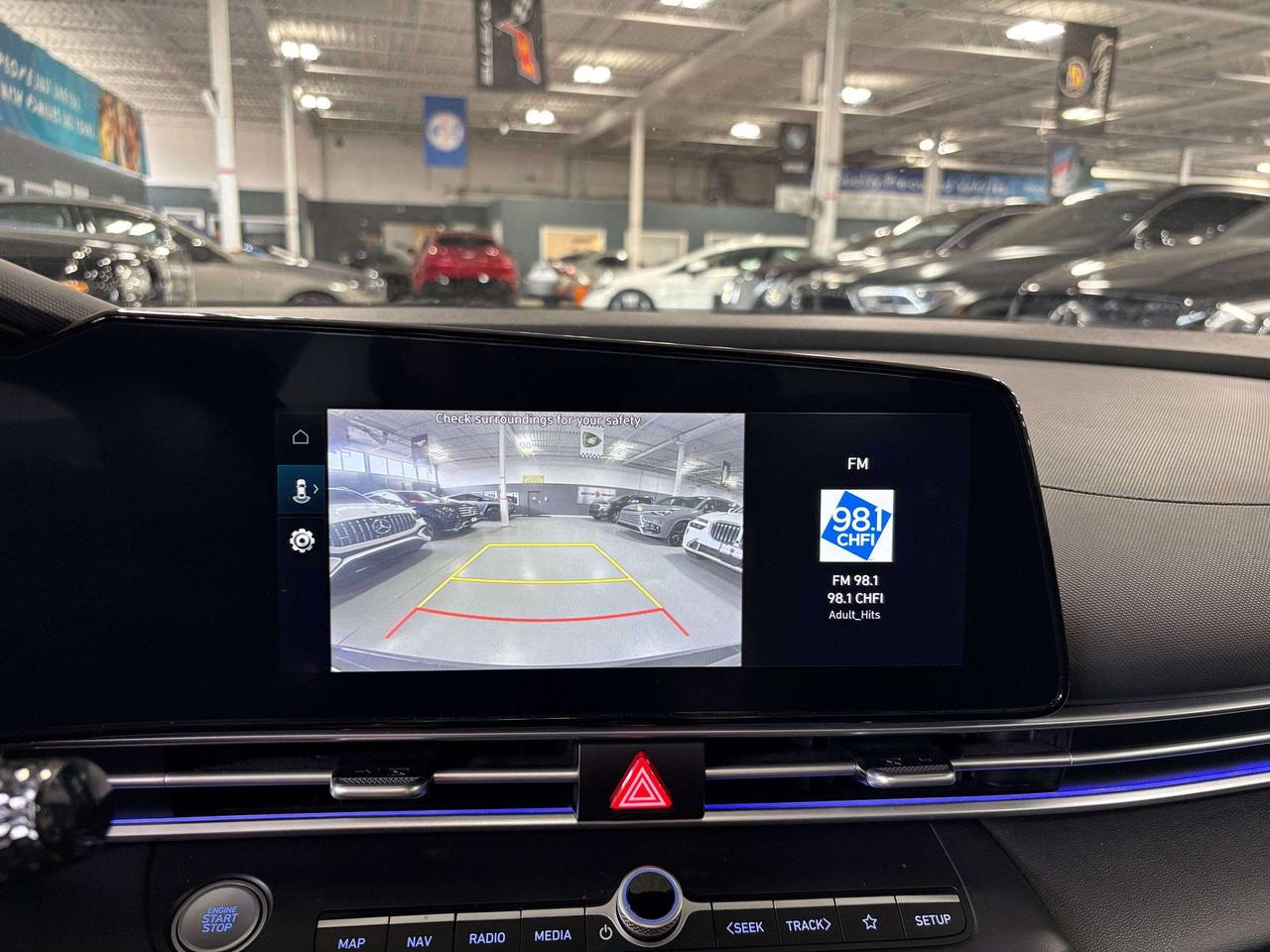 2024 Hyundai Elantra Preferred|NAV|SUNROOF|ALLOYS|AMBIENT|HEATEDSEATS|+ Photo