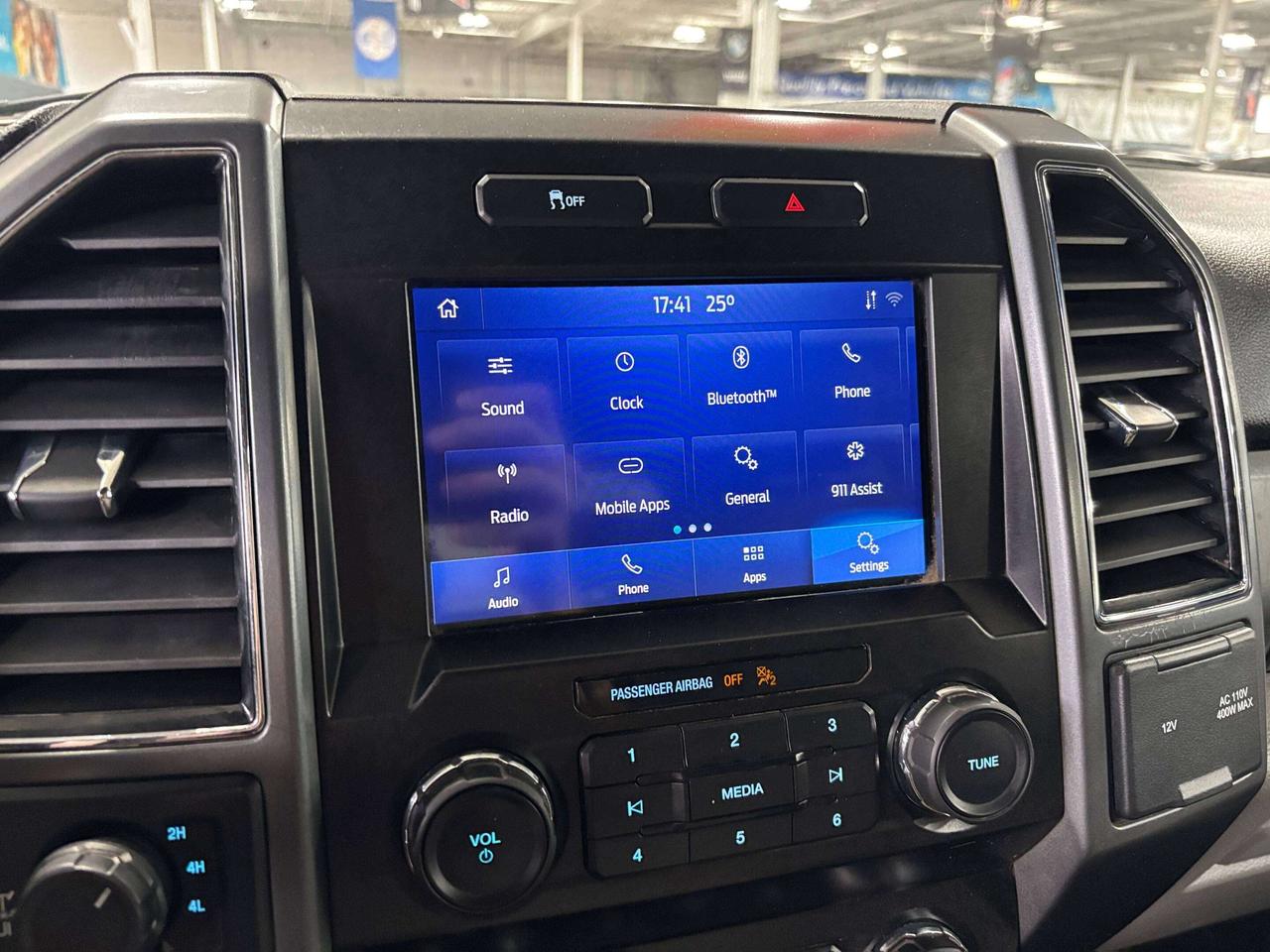 2021 Ford F-250 HD Series XLT|4X4|SUPERDUTY|SRW|LONGBED|V8|6PASSENGER|CAMERA Photo