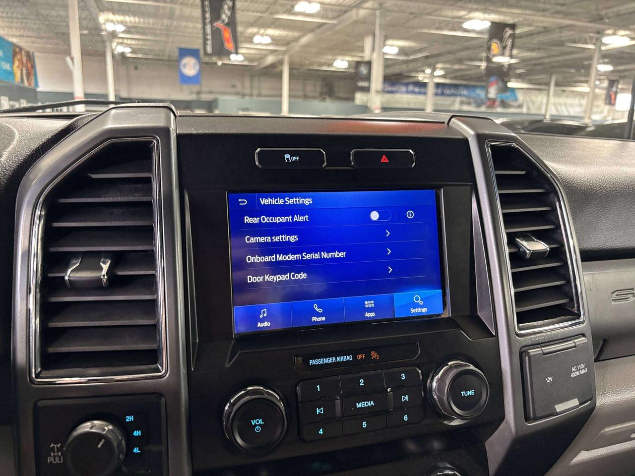 2021 Ford F-250 HD Series XLT|4X4|SUPERDUTY|SRW|LONGBED|V8|6PASSENGER|CAMERA Photo