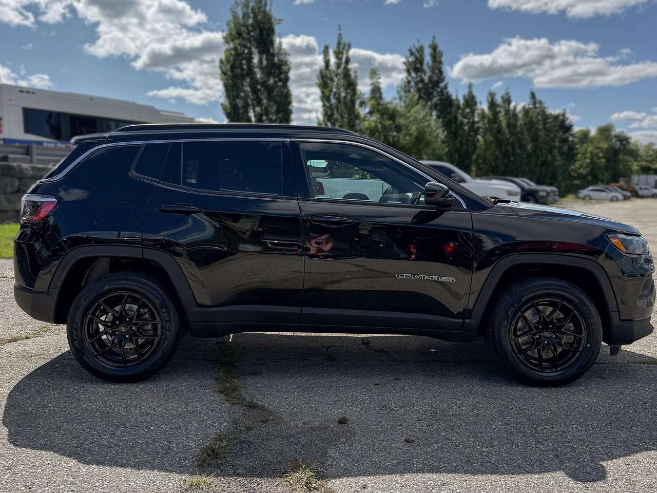 2024 Jeep Compass North | NAVIGATION | BACKUP CAMERA | REMOTE START Photo