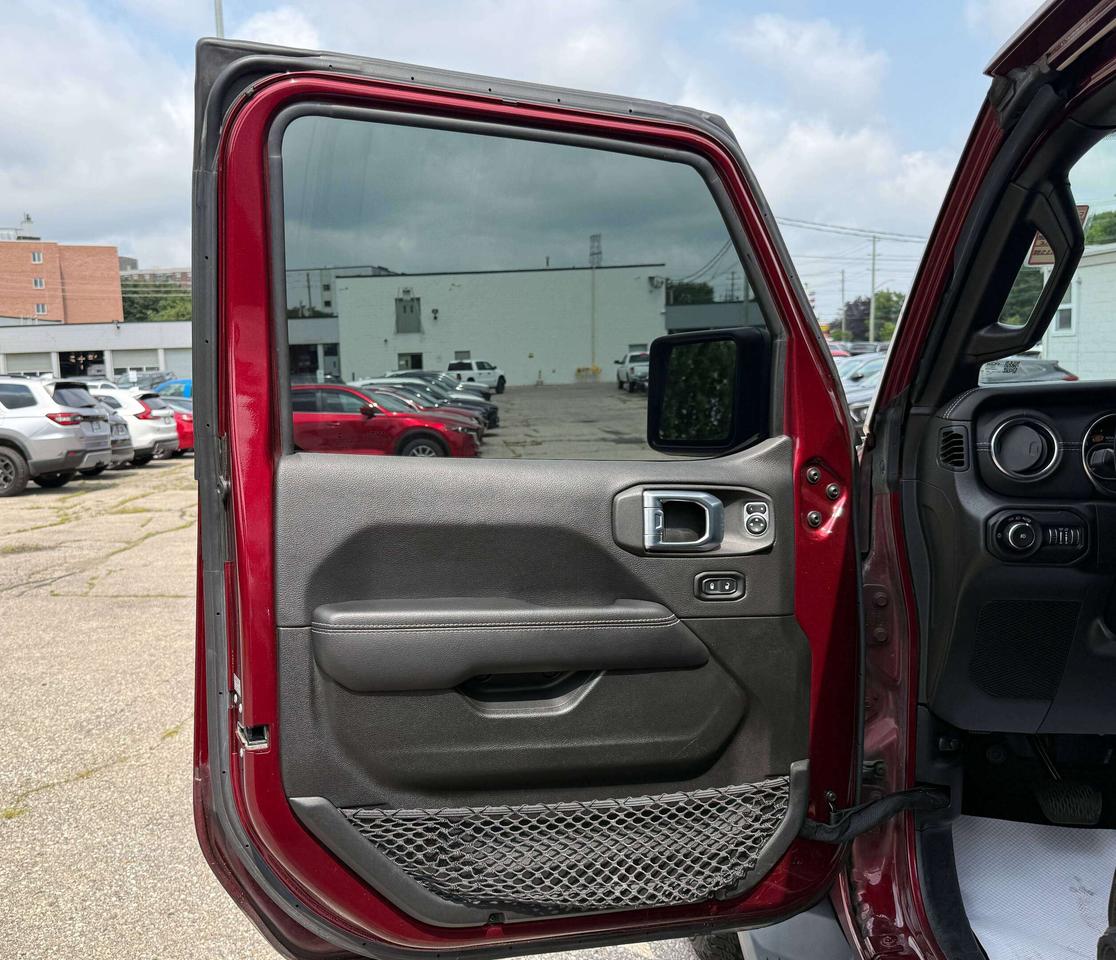 2021 Jeep Wrangler Sahara | NAVIGATION | REMOTE START | ALPINE AUDIO Photo