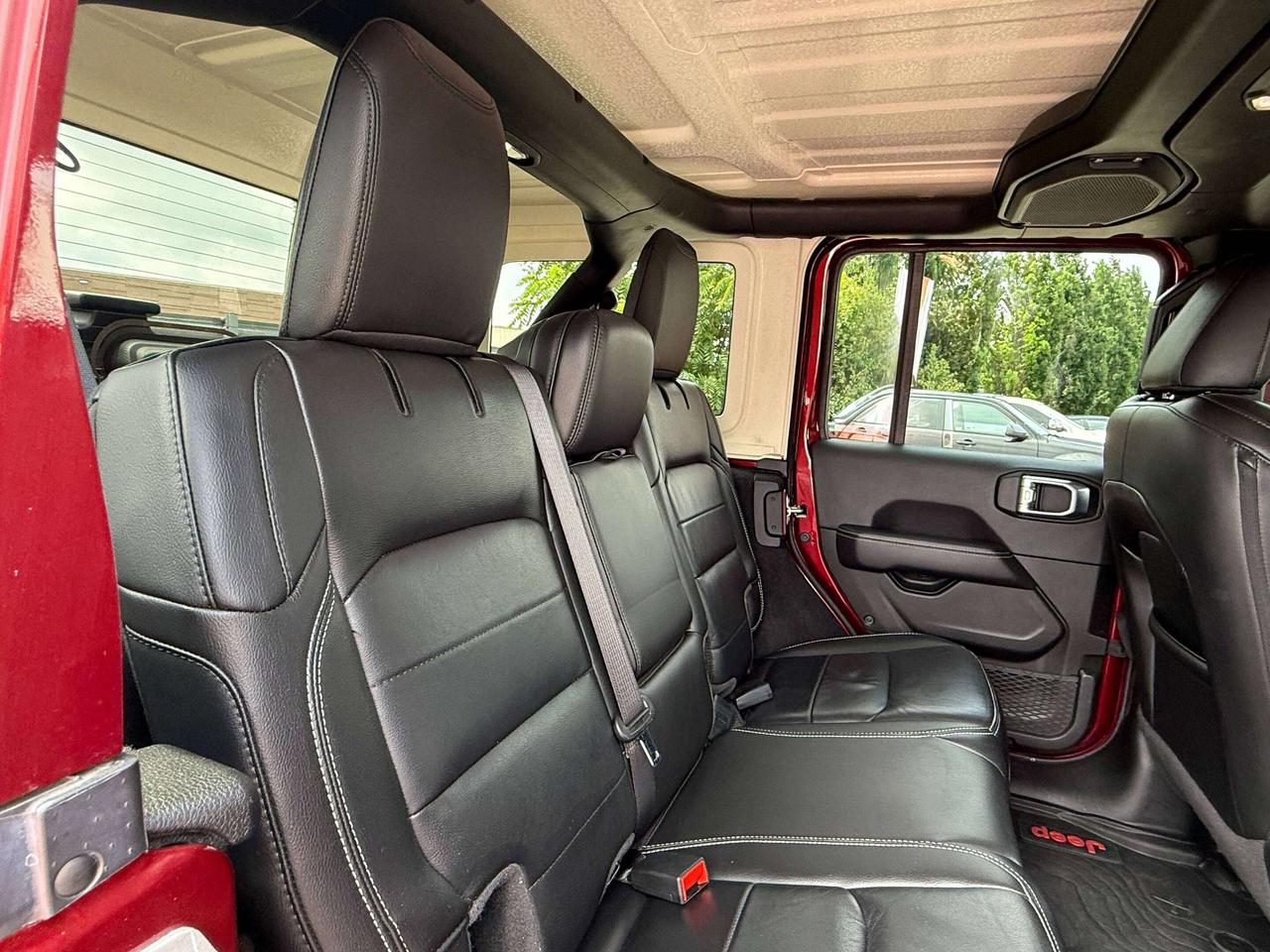 2021 Jeep Wrangler Sahara | NAVIGATION | REMOTE START | ALPINE AUDIO Photo