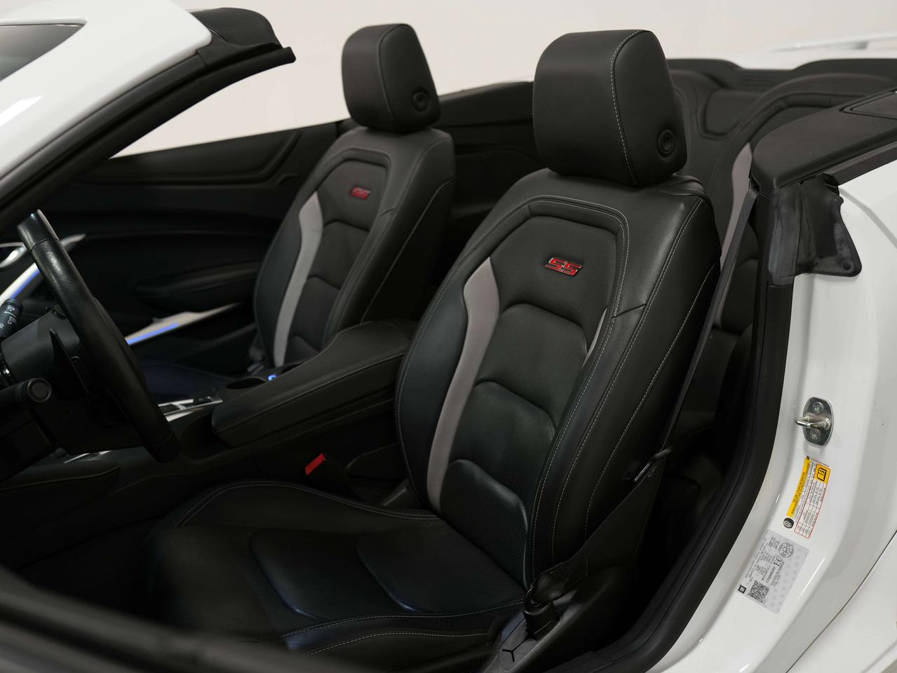 2020 Chevrolet Camaro 2SS | CONVERTIBLE | HUD | 20 IN Photo