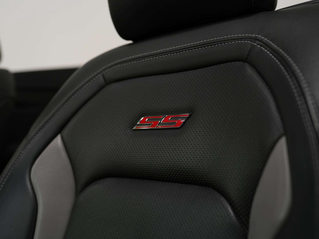 2020 Chevrolet Camaro 2SS | CONVERTIBLE | HUD | 20 IN Photo
