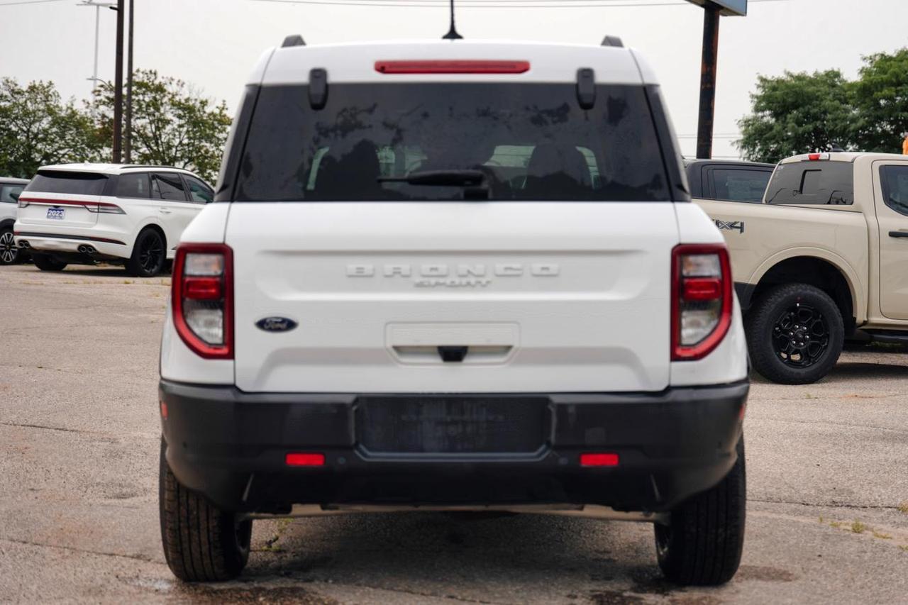 2024 Ford Bronco Sport BIG BEND 4X4 MOONROOF Photo4