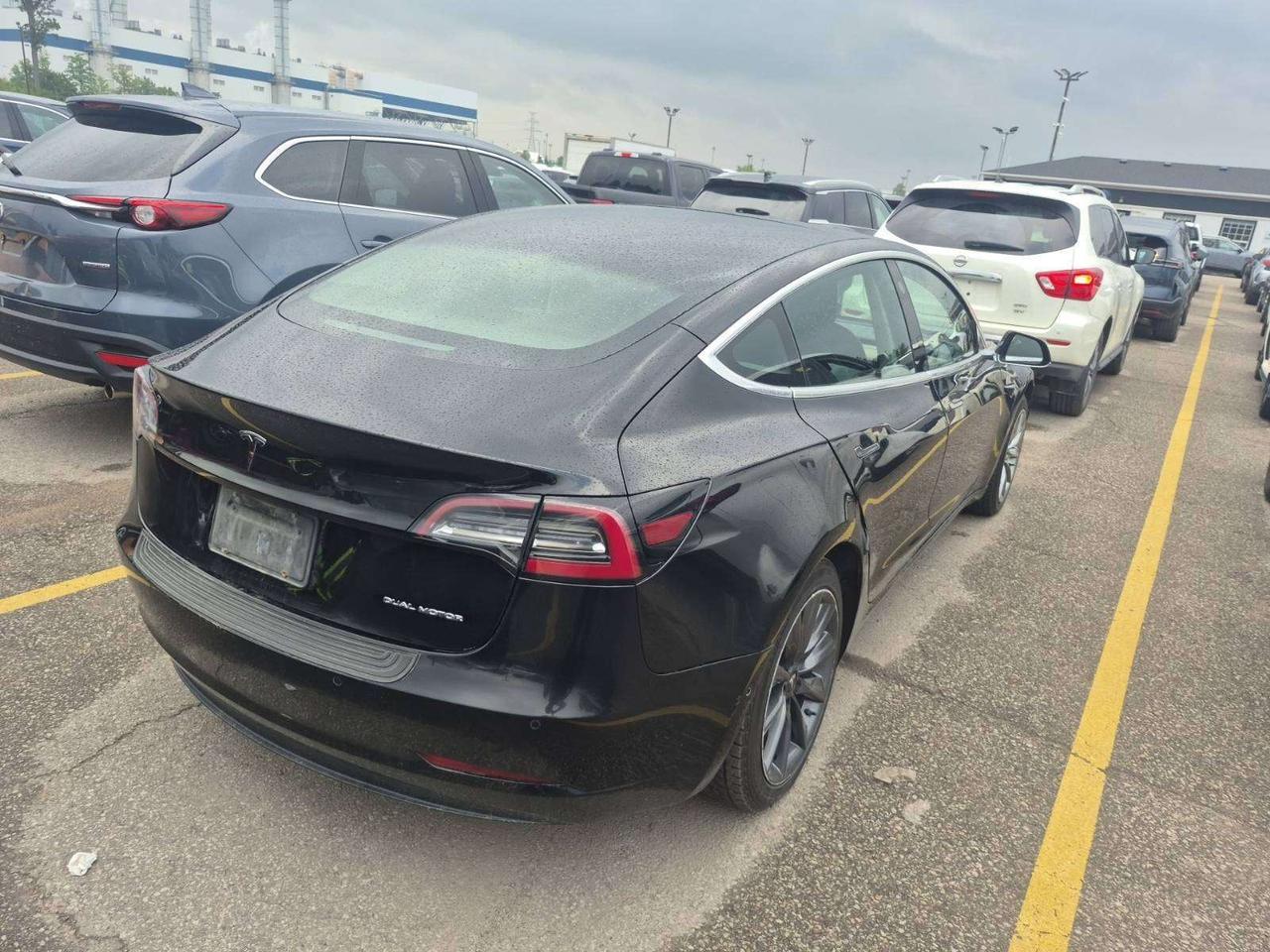 2019 Tesla Model 3 Long Range AWD Photo2