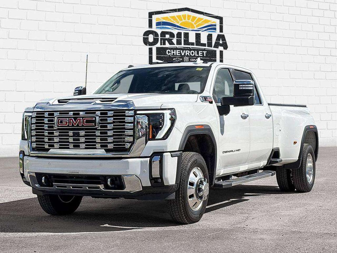 2024 GMC Sierra 3500 HD Denali | Tow Hitch | Leather Seats Photo5