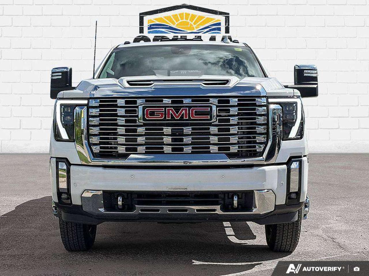 2024 GMC Sierra 3500 HD Denali | Tow Hitch | Leather Seats Photo2
