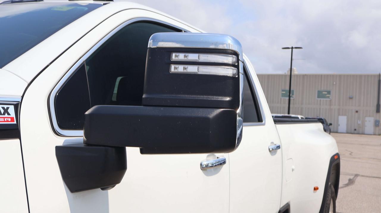 2024 GMC Sierra 3500 HD Denali | Tow Hitch | Leather Seats Photo