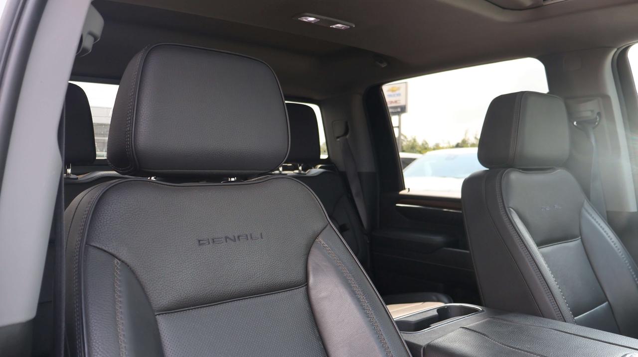 2024 GMC Sierra 3500 HD Denali | Tow Hitch | Leather Seats Photo