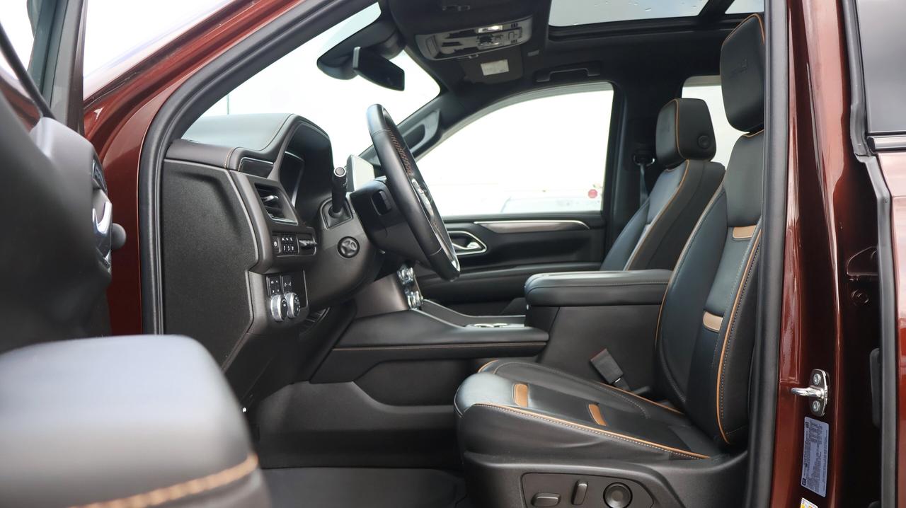 2023 GMC Yukon AT4 |  5.3L ECOTEC3 V8 Photo