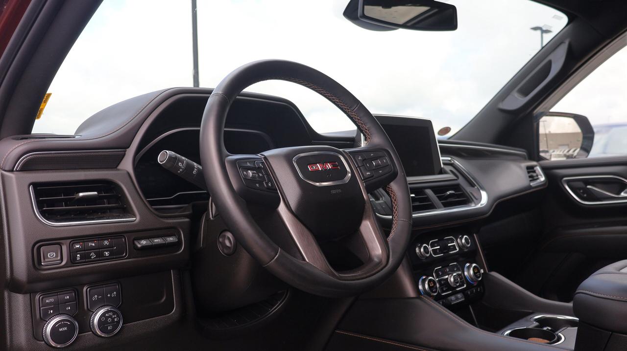 2023 GMC Yukon AT4 |  5.3L ECOTEC3 V8 Photo