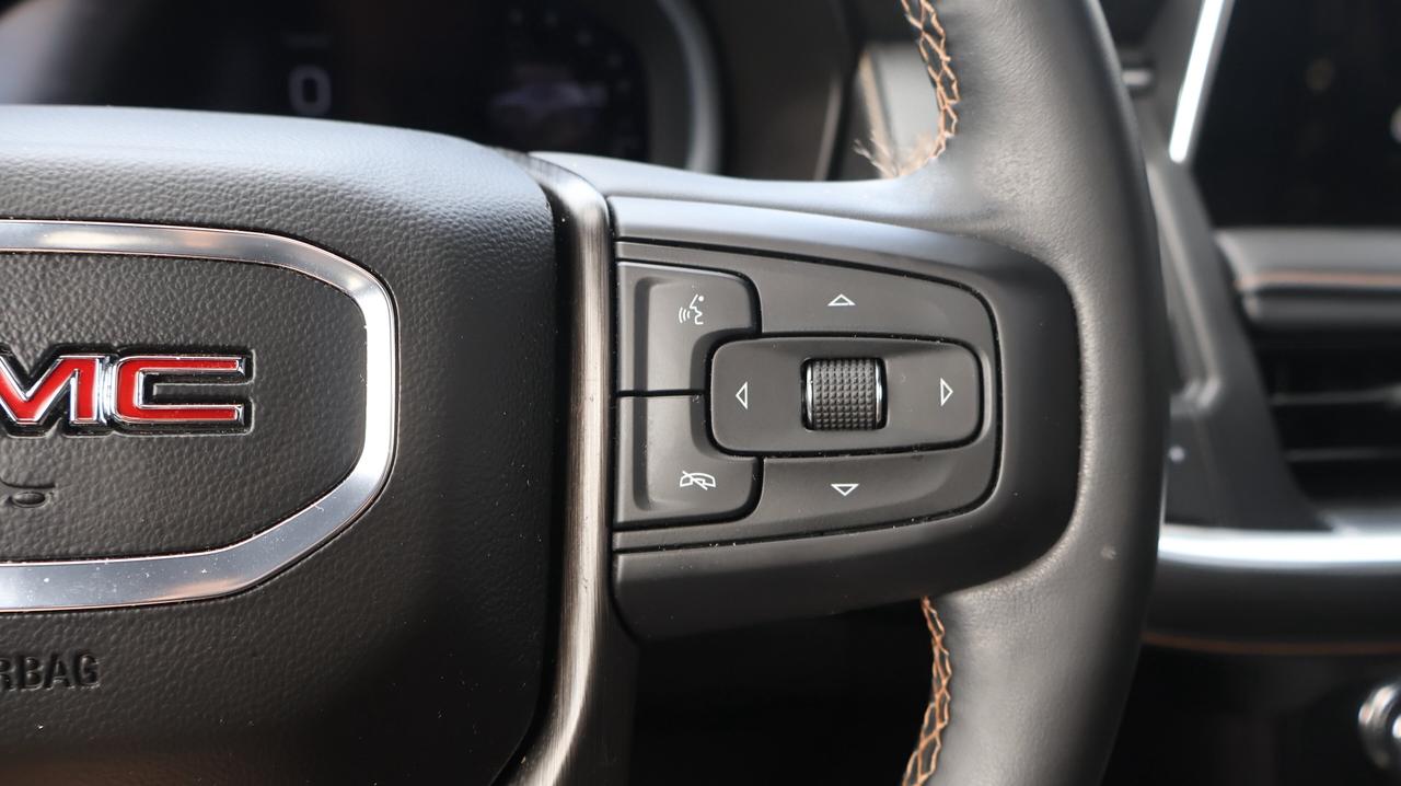 2023 GMC Yukon AT4 |  5.3L ECOTEC3 V8 Photo