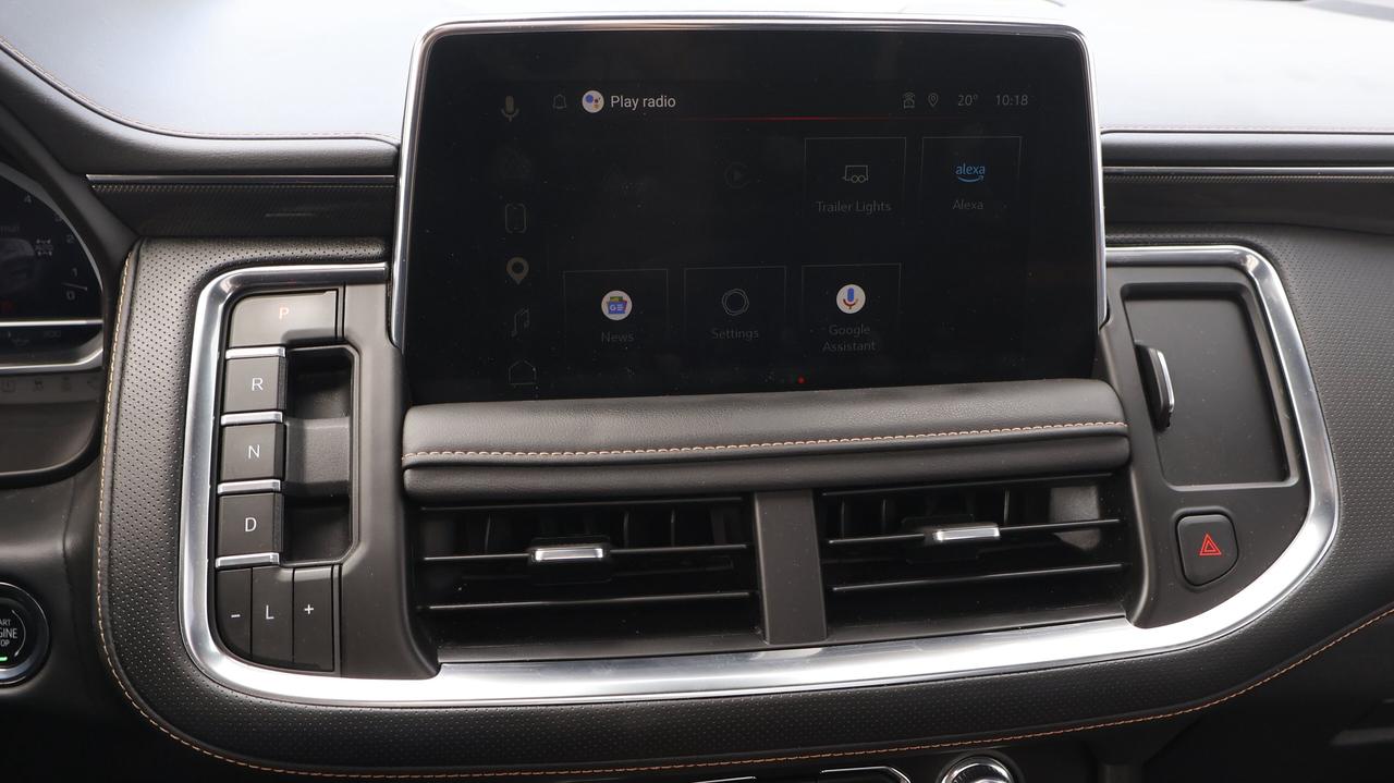 2023 GMC Yukon AT4 |  5.3L ECOTEC3 V8 Photo