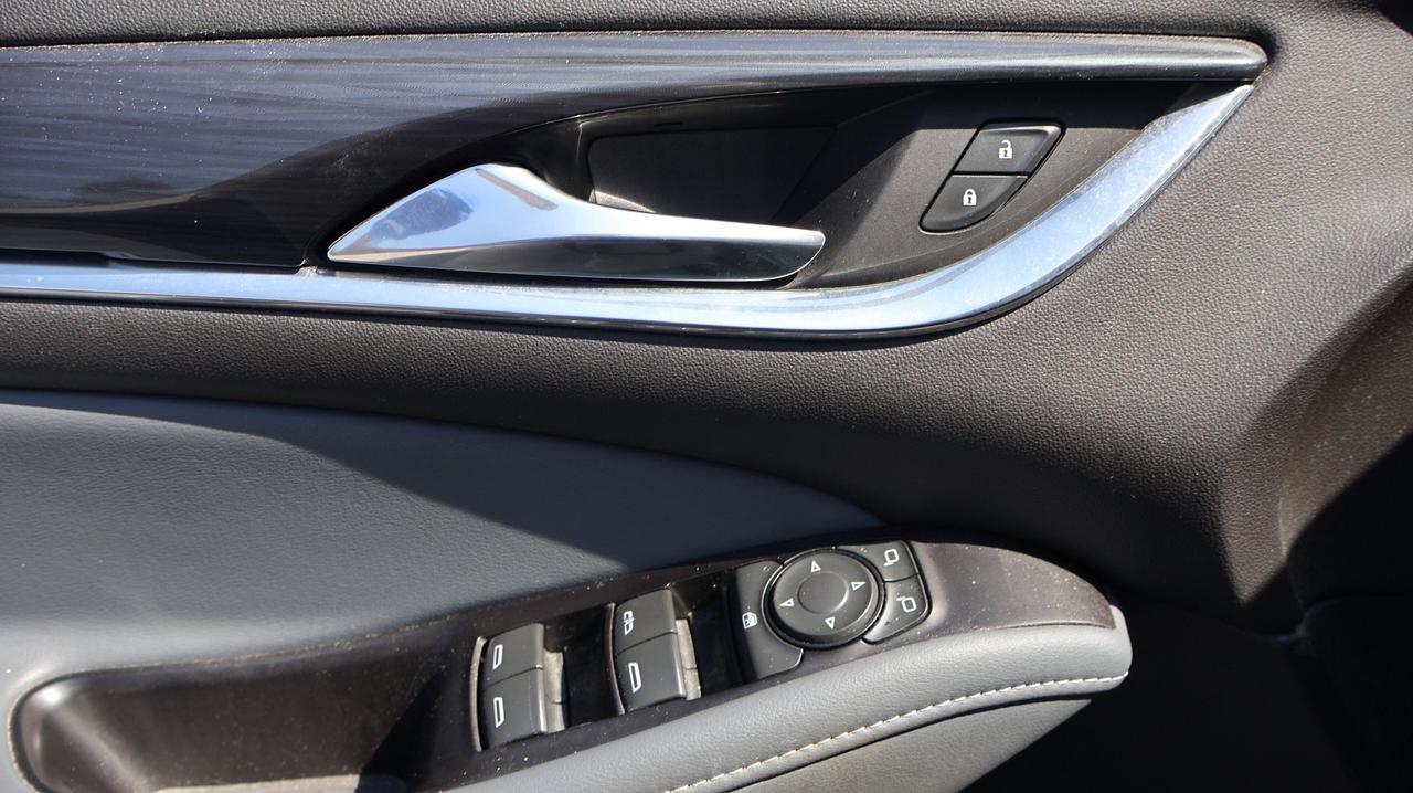 2019 Buick Enclave Essence | AWD | Heated Front Seats Photo