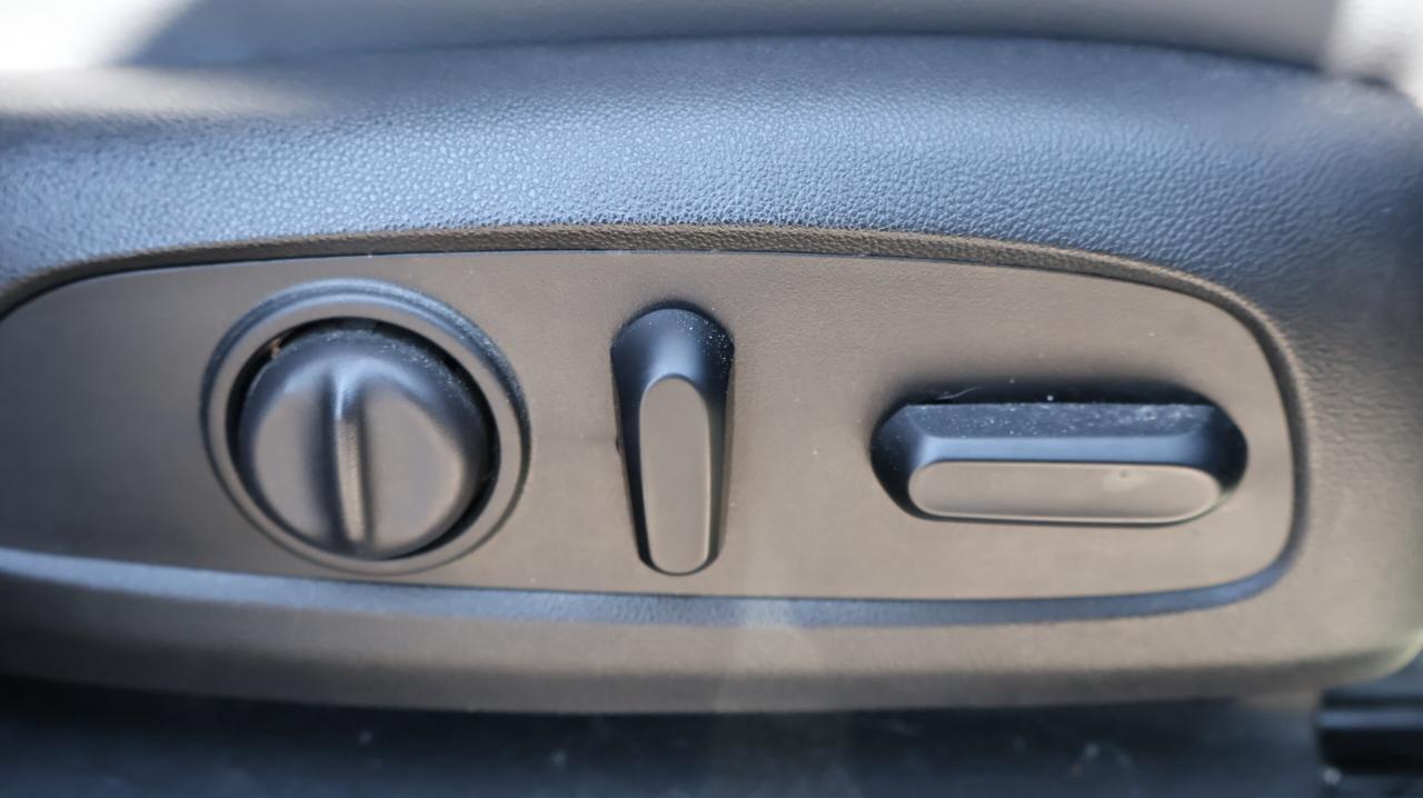 2019 Buick Enclave Essence | AWD | Heated Front Seats Photo