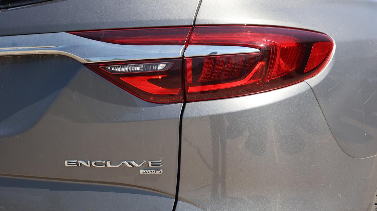 2019 Buick Enclave Essence | AWD | Heated Front Seats Photo