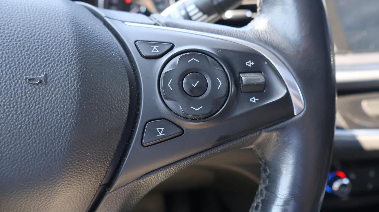 2019 Buick Enclave Essence | AWD | Heated Front Seats Photo