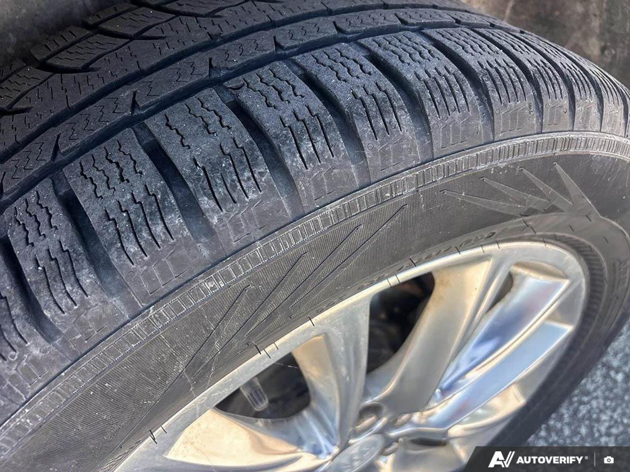2019 Buick Enclave Essence | AWD | Heated Front Seats Photo