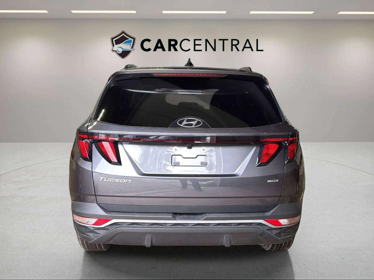 2024 Hyundai Tucson PREFERRED| CLEAN CARFAX| HTD SEATS | CARPLAY Photo