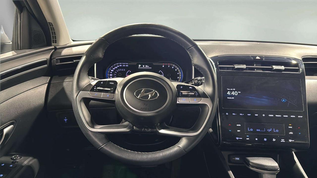 2024 Hyundai Tucson PREFERRED| CLEAN CARFAX| HTD SEATS | CARPLAY Photo